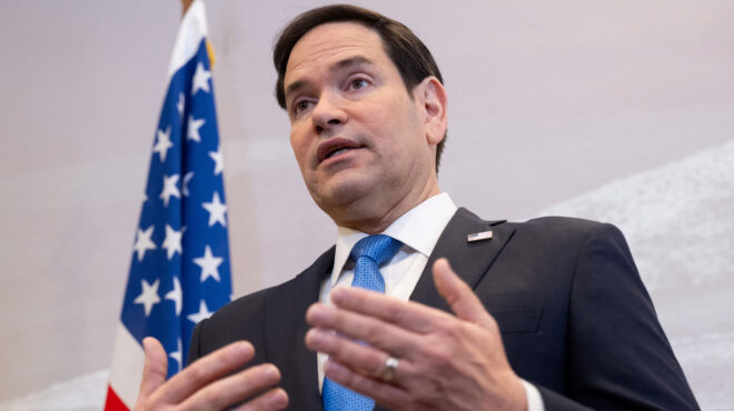 εντός-και-εκτός-μητσοτάκης-και-ρούμπι-563757454