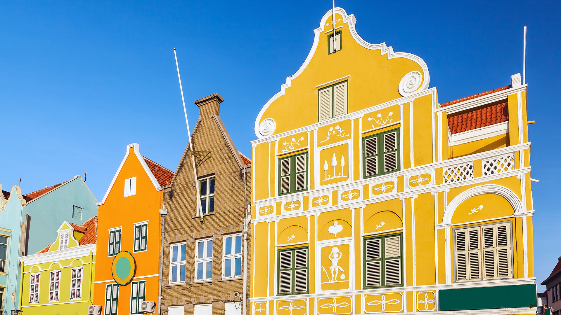 Οι πιο πολύχρωμες γειτονιές του κόσμου-2