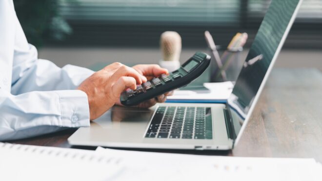 αμετάβλητο-το-επιτόκιο-για-τις-ληξιπρ-563760310