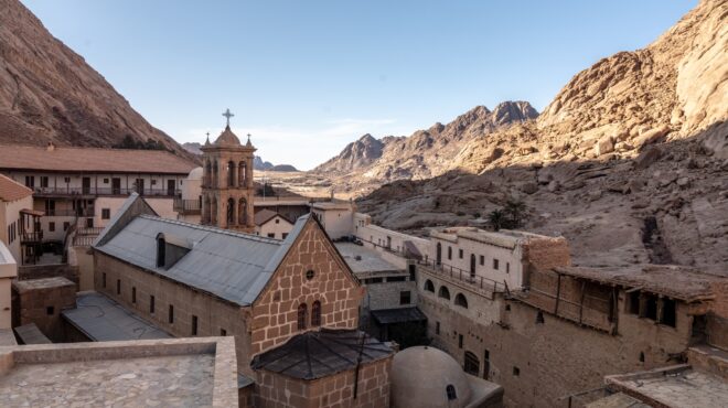 επικοινωνία-αθήνας-με-τον-αρχιεπίσκο-563782789