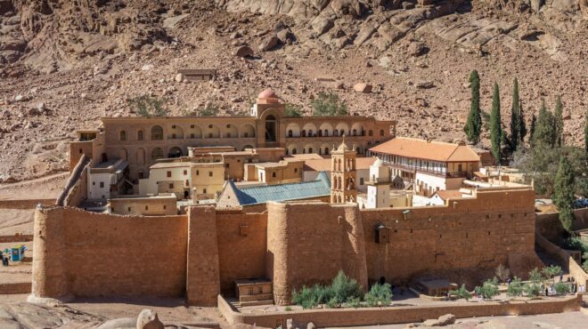 αρχιεπίσκοπος-σινά-η-μονή-επανήλθε-σ-563781274