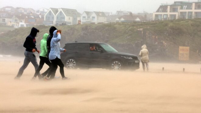 η-καταιγίδα-floris-σαρώνει-τη-σκωτία-πορτοκ-563749681