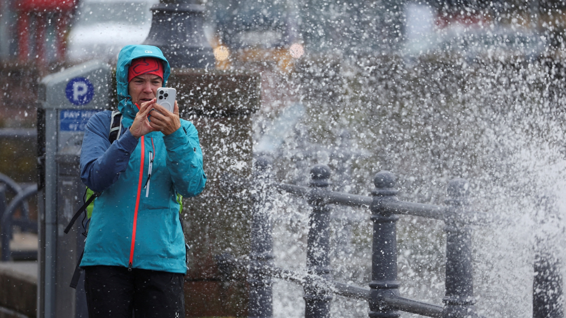 Η καταιγίδα Floris σαρώνει τη Σκωτία: Πορτοκαλί συναγερμός και άνεμοι 130 χλμ./ώρα-1