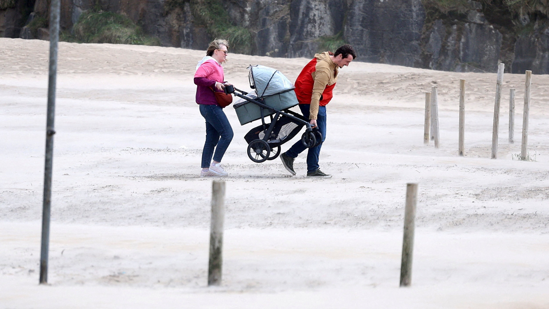 Η καταιγίδα Floris σαρώνει τη Σκωτία: Πορτοκαλί συναγερμός και άνεμοι 130 χλμ./ώρα-3