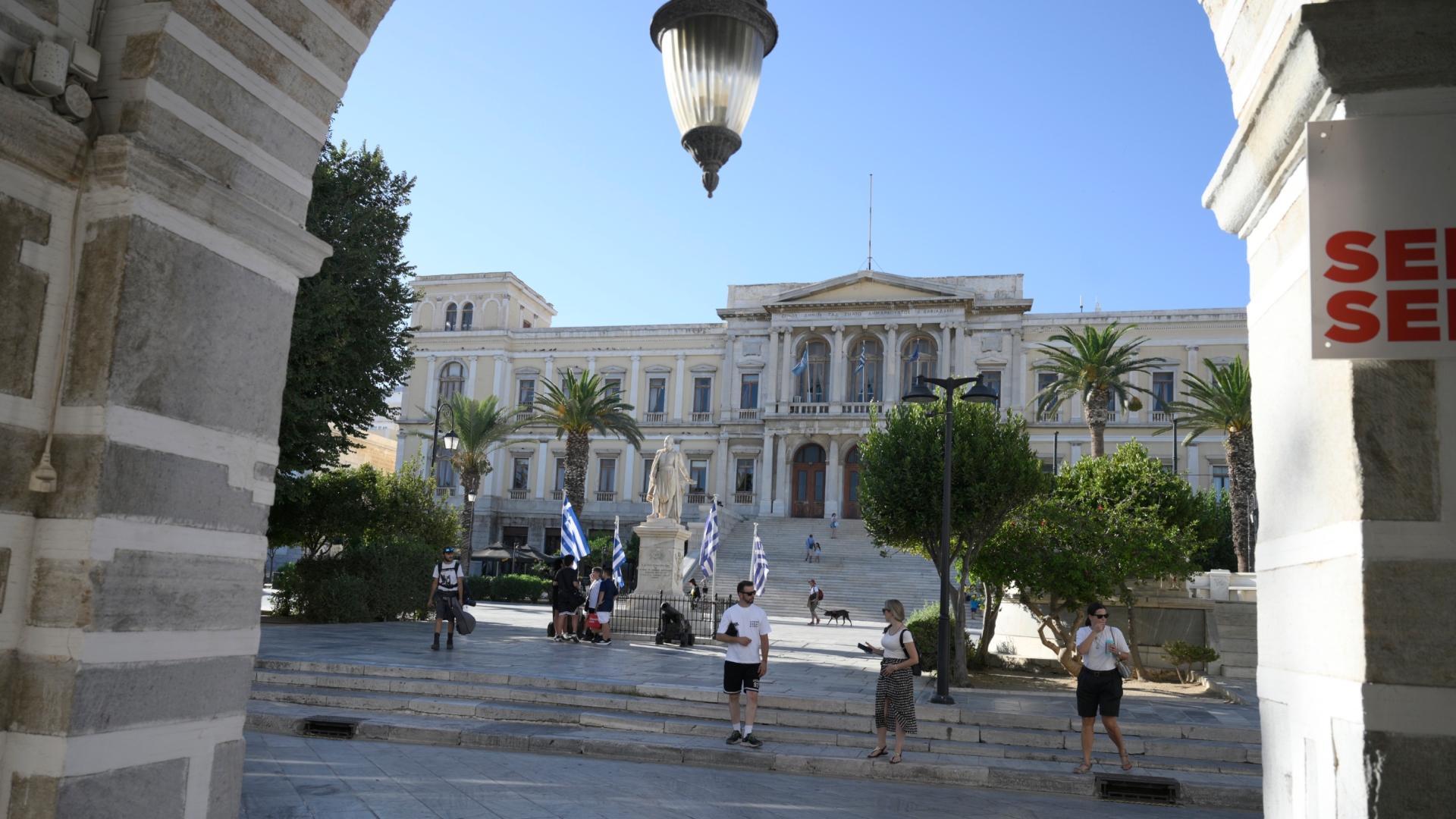 Το ελληνικό νησί που ξεχώρισε η Figaro Nautisme για την αρχιτεκτονική του: «Εξωπραγματική ομορφιά»-1