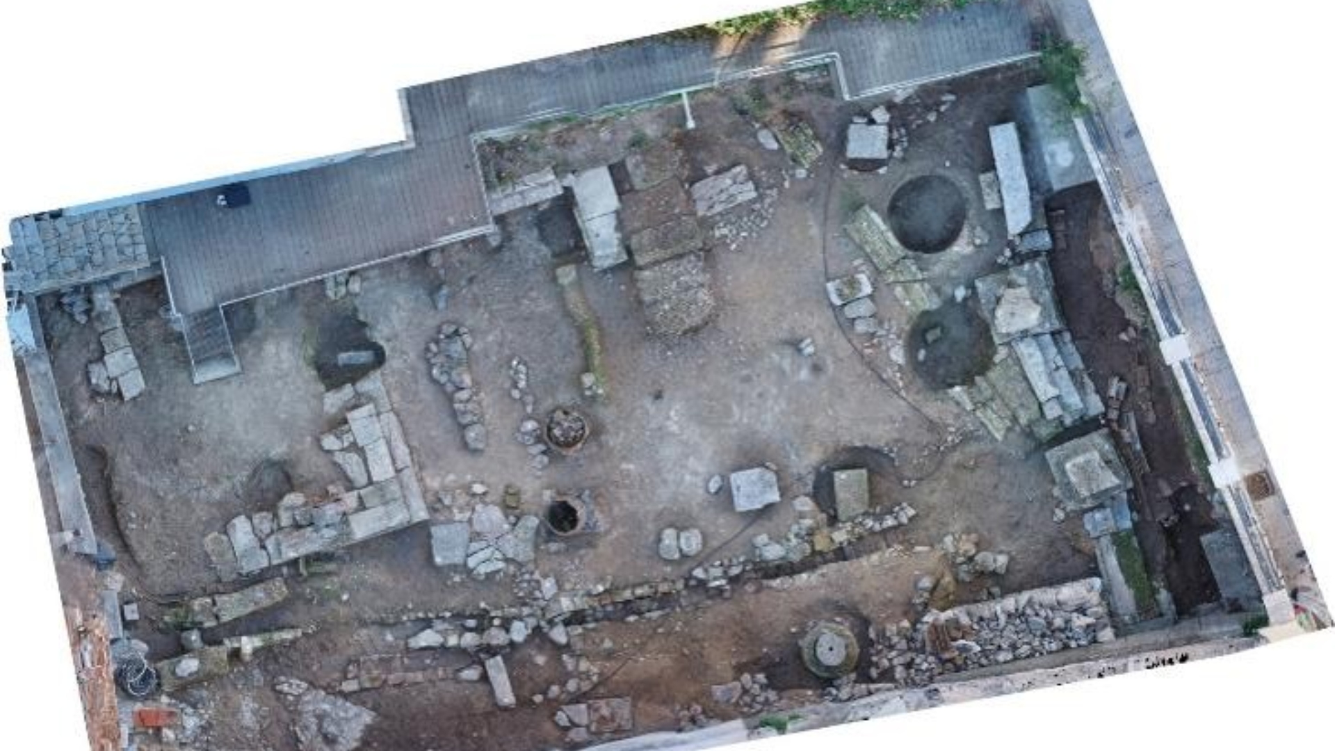 «Οικία Κοκοβίκου»: Σινεμά το σπίτι του «Αντωνάκη και της Ελένης»-4