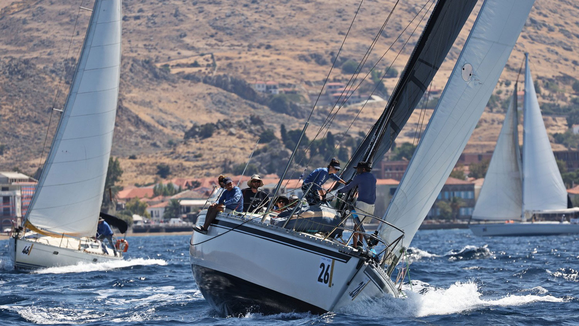 Με σύμμαχο τον βοριά άρχισε η Ρεγκάτα του Αιγαίου-1