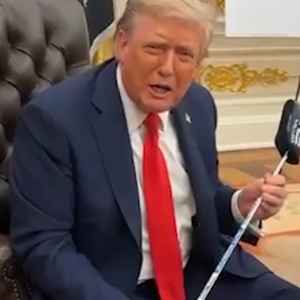 ουκρανικό-ο-τραμπ-ο-ζελένσκι-και-η-διπ-563770834