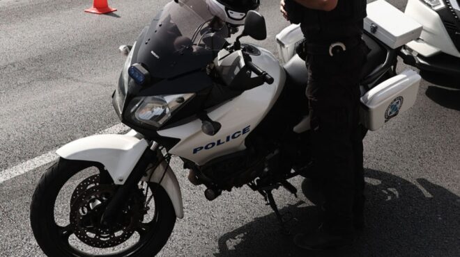 αθήνα-καραμπόλα-οκτώ-οχημάτων-στη-λ-αλ-563835322