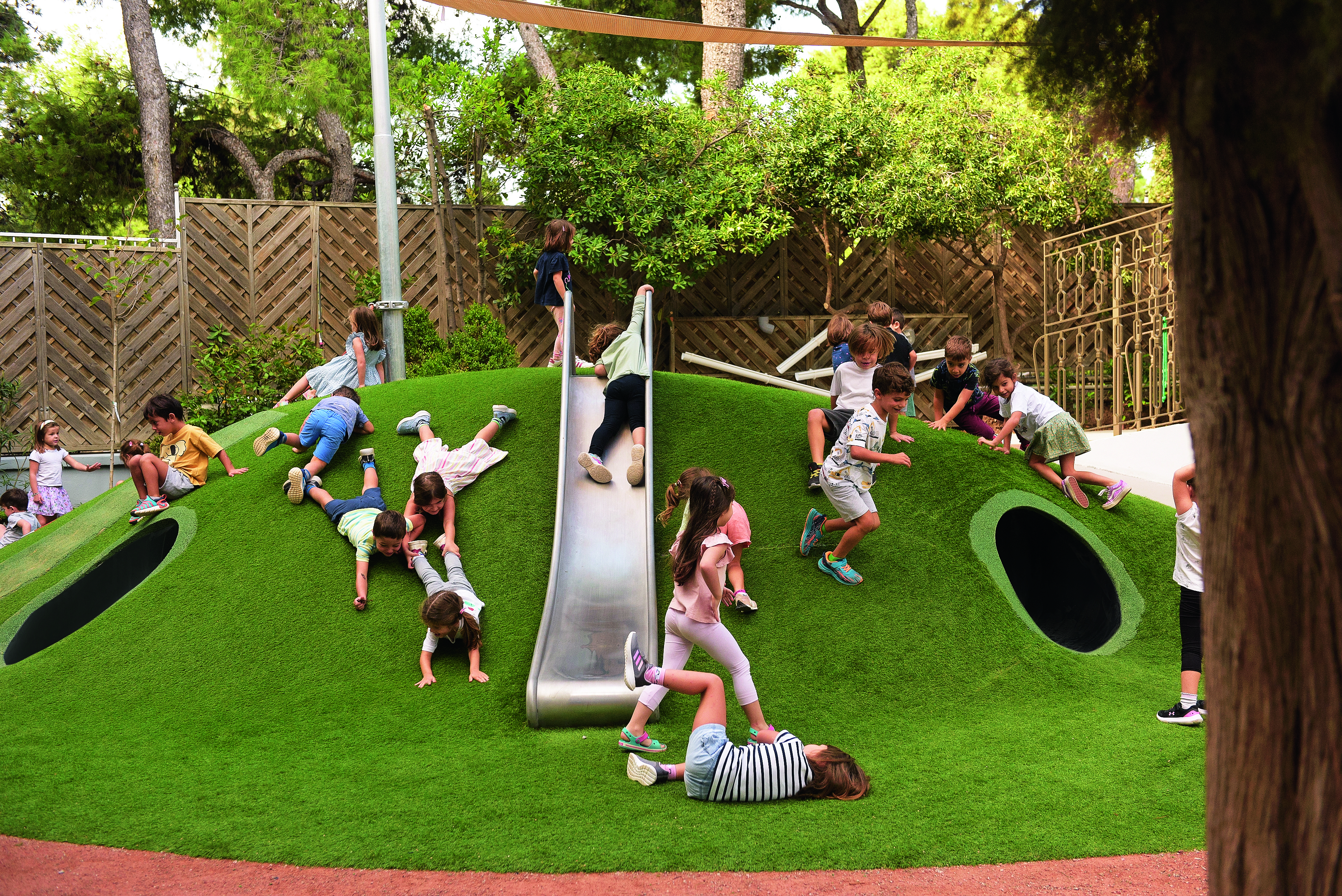 Πώς πρέπει να είναι σχεδιασμένα τα προαύλια των σχολείων-1