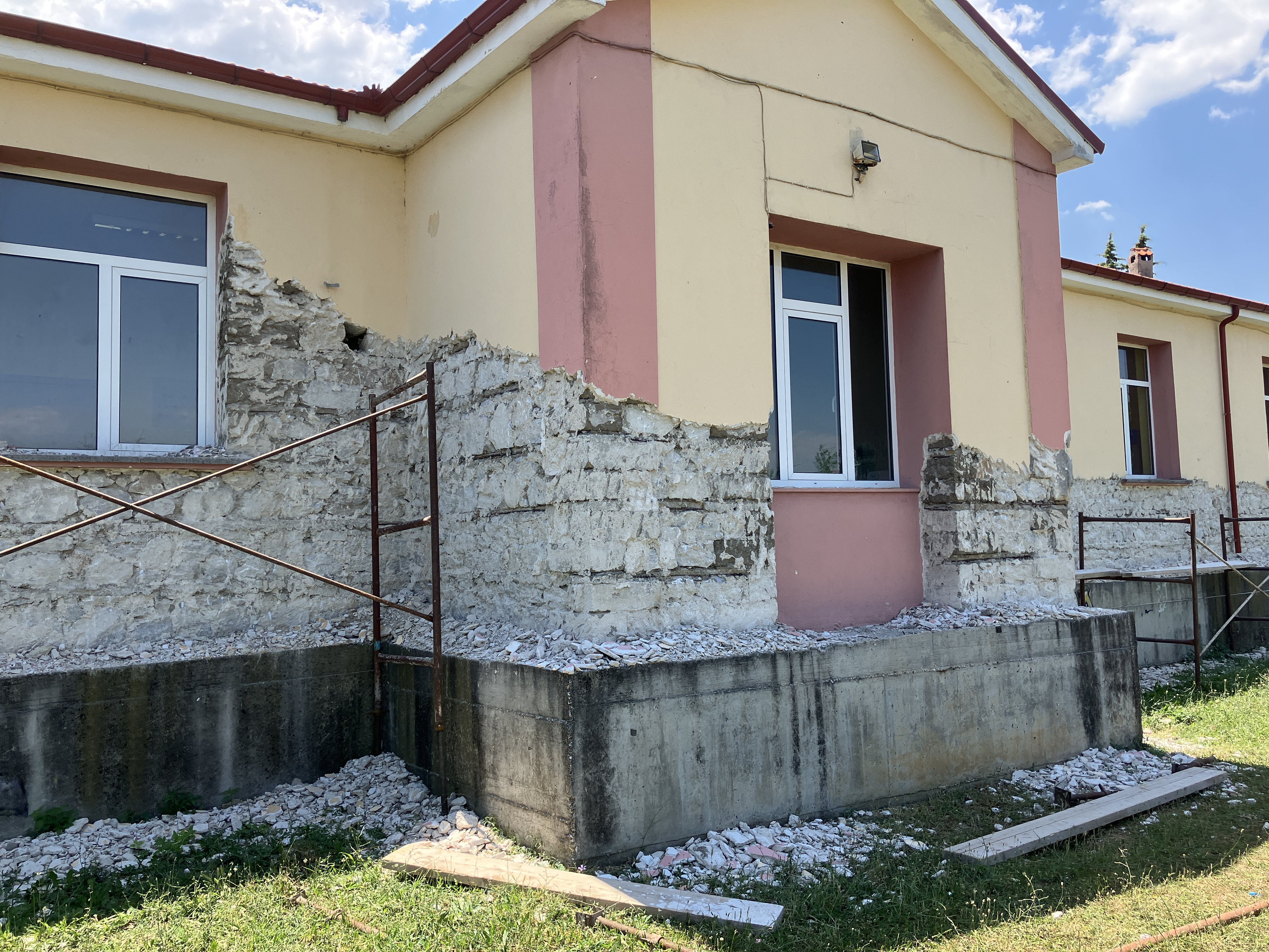 Η Ελληνικός Χρυσός επενδύει στη νέα γενιά: Σύγχρονα, ασφαλή σχολεία και υποτροφίες αριστείας για τους μαθητές του Δήμου Αριστοτέλη-1