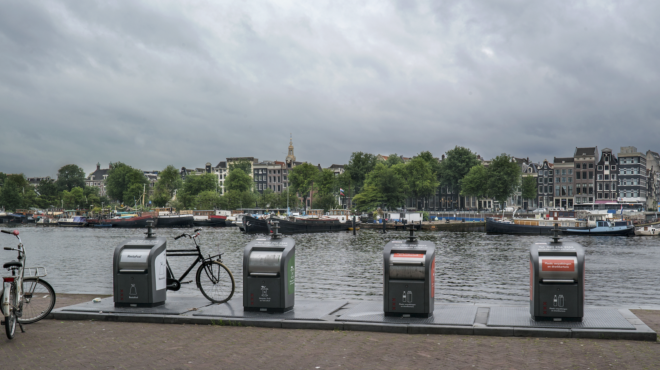 το-αμστερνταμ-αφαιρεί-κάδους-σκουπιδ-563823046