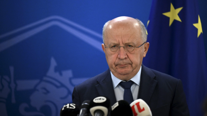 η-ε-ε-υψώνει-αντι-drone-τείχος-απέναντι-στη-563835793