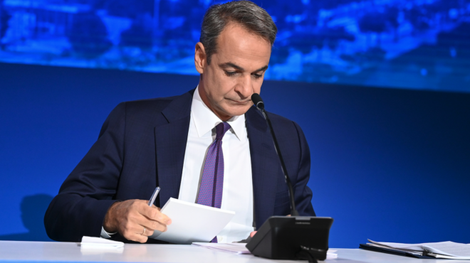 δεθ-σε-δύο-κατευθύνσεις-η-ομιλία-μητσο-563800837