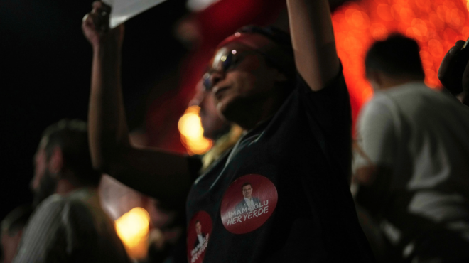 κωνσταντινούπολη-to-chp-καλεί-σε-διαδηλώσ-563801329