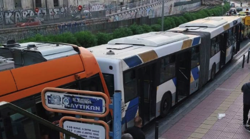 Πρόσκρουση τραμ – λεωφορείου: Τα αναπάντητα ερωτήματα του τροχαίου στον Πειραιά-7