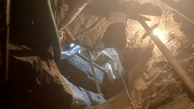 φωκίδα-εσκαβαν-τούνελ-δίπλα-σε-αρχαιο-563816044