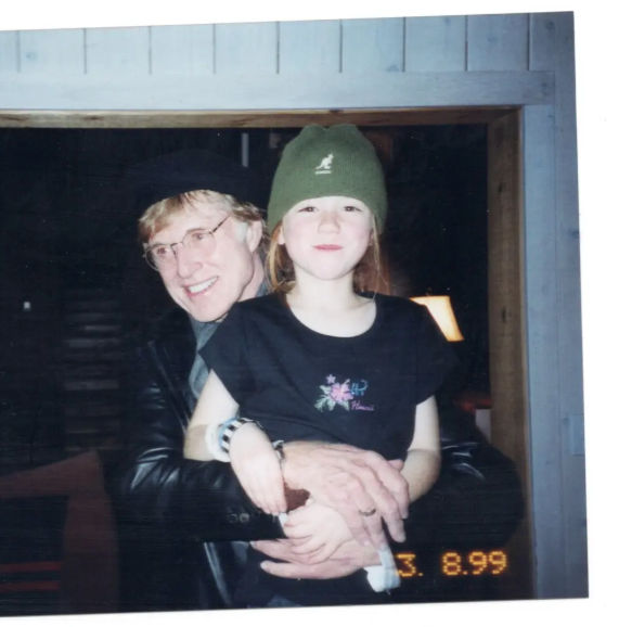 Ρόμπερτ Ρέντφορντ: Τα εγγόνια του τον αποχαιρετούν με ανέκδοτες φωτογραφίες του-5