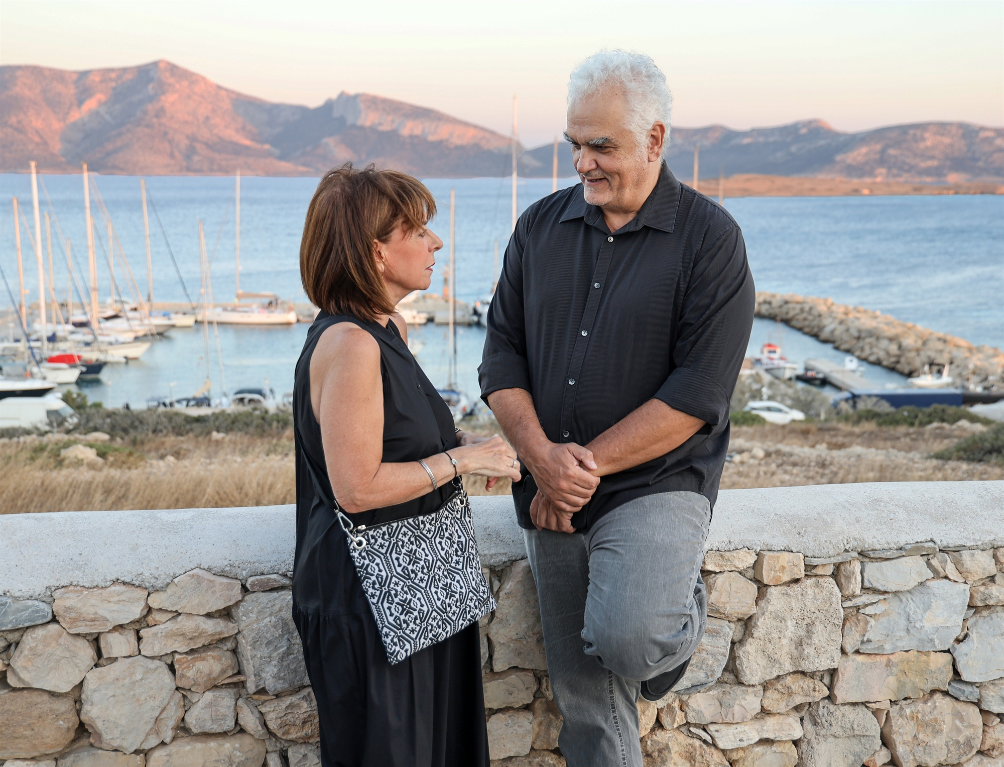 «Οσο ζεις, να λάμπεις». Μια σπουδαία συναυλία έσπασε για λίγο τη μοναξιά της ακατοίκητης Κέρου-3