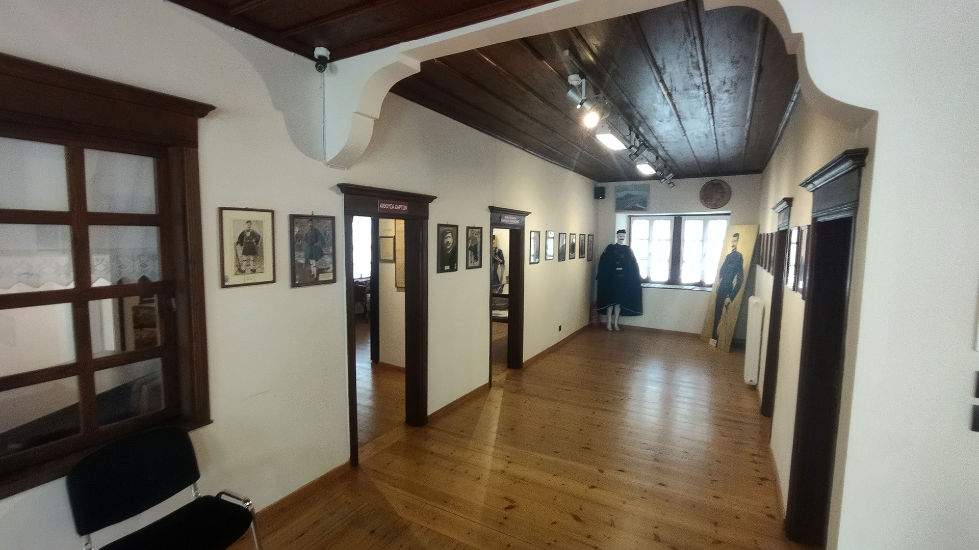 Η «έφοδος» του στρατιωτικού τουρισμού-5