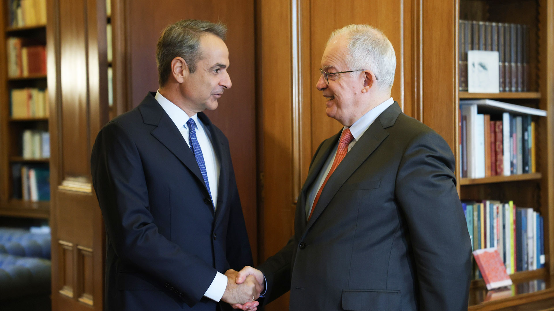 Σχεδιασμός με ορίζοντα τις εκλογές του 2027 για το Μαξίμου-1