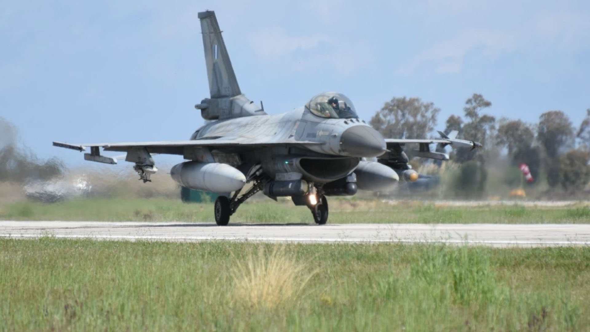 Ενοπλες Δυνάμεις: Φωτογραφίες και βίντεο από την άσκηση ετοιμότητας στο Αιγαίο-9