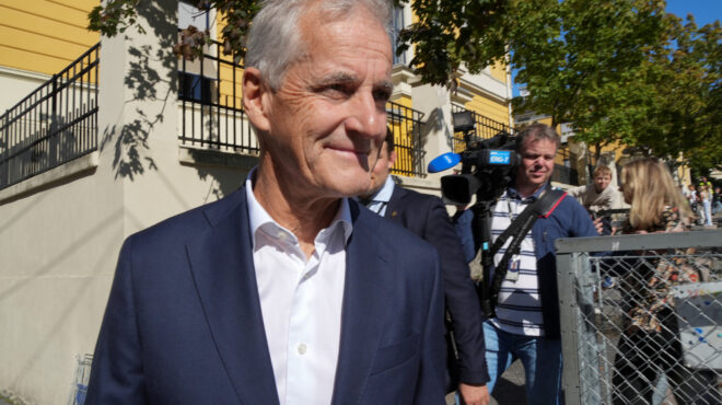 νορβηγία-το-εργατικό-κόμμα-οδεύει-σε-ε-563802646