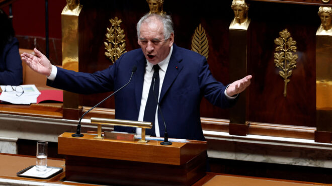 παρίσι-σε-εξέλιξη-η-ψήφος-εμπιστοσύνη-563802466