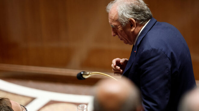 γαλλία-κατέρρευσε-η-κυβέρνηση-μπαϊρο-563802535