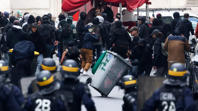 να-μπλοκάρουμε-τα-πάντα-διαδηλώσει-563805808