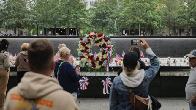 αποτυπώνοντας-το-απόκοσμο-δέος-της-11ης-563807314