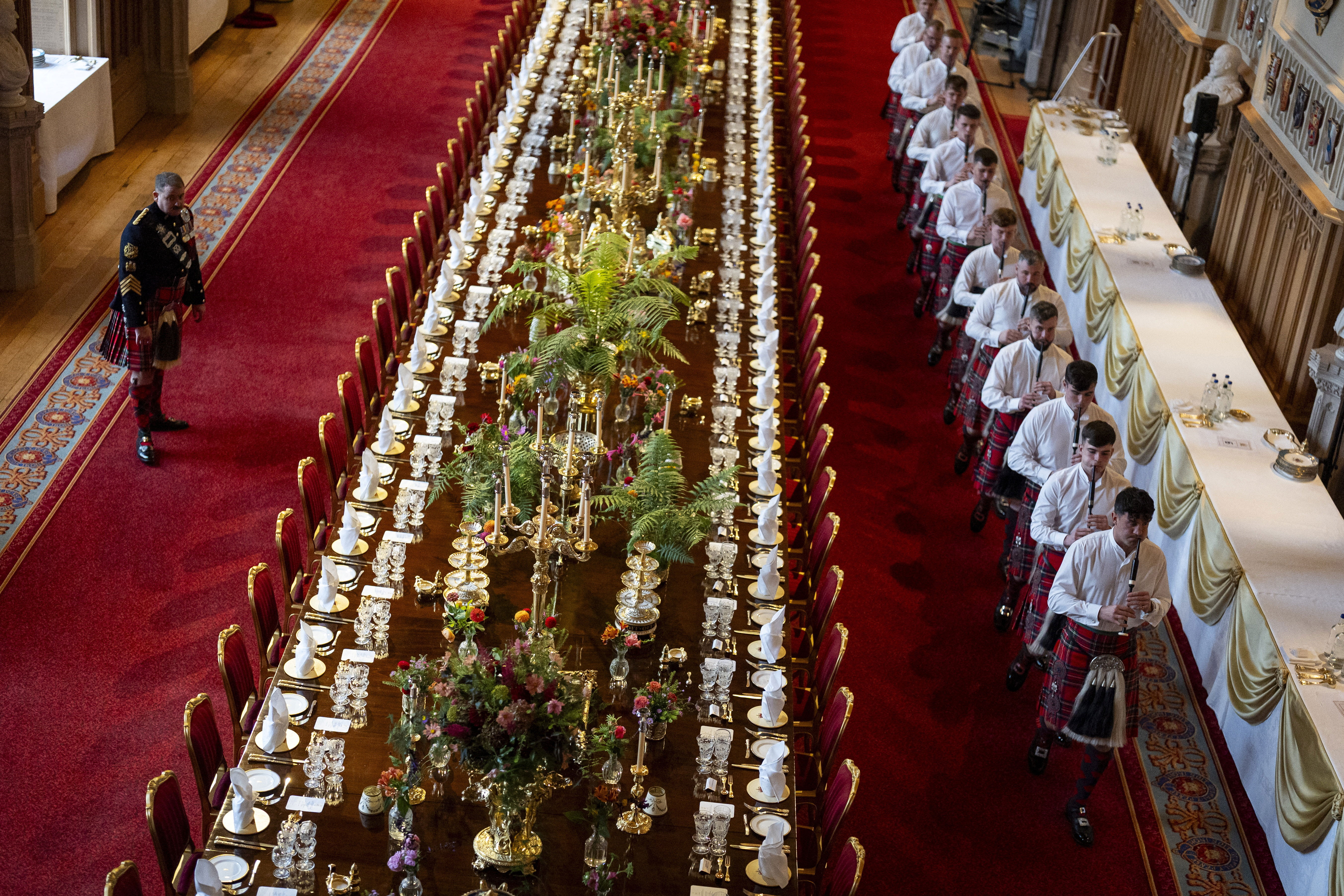 Eπίσκεψη Τραμπ στη Βρετανία: 160 προσκεκλημένοι στο βασιλικό δείπνο στο Ουίνσδορ-12