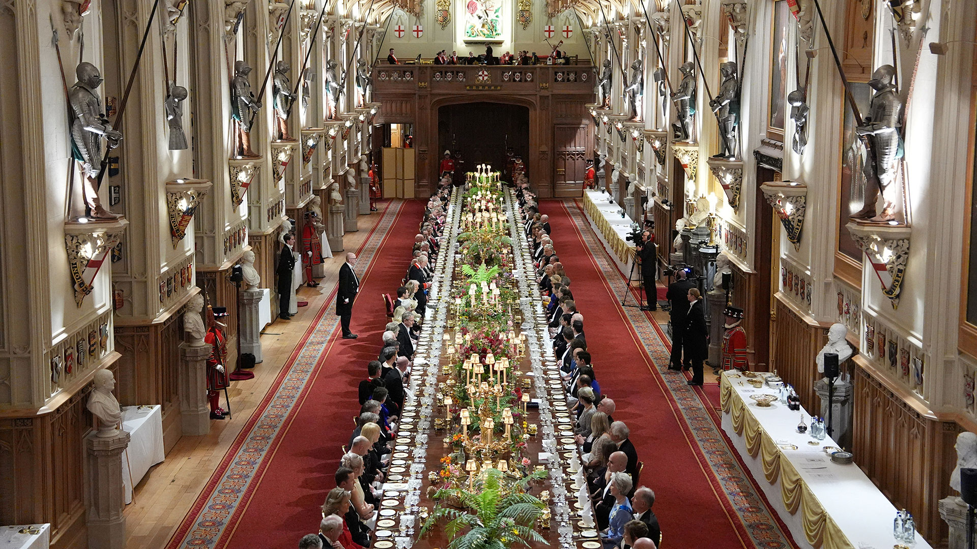 Eπίσκεψη Τραμπ στη Βρετανία: 160 προσκεκλημένοι στο βασιλικό δείπνο στο Ουίνσδορ-5