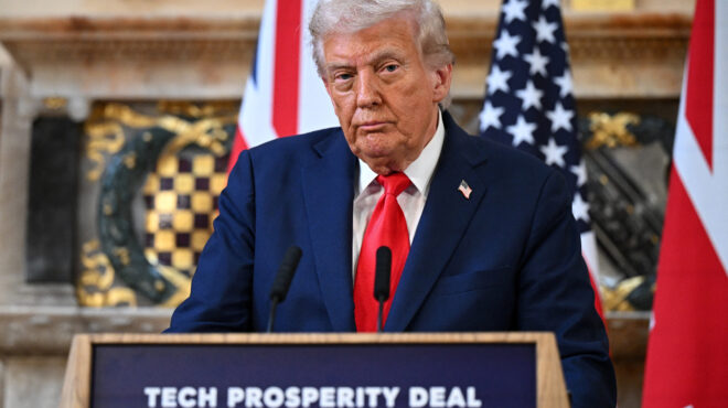 τραμπ-για-κίμελ-χωρίς-ταλέντο-έπρεπε-563820511