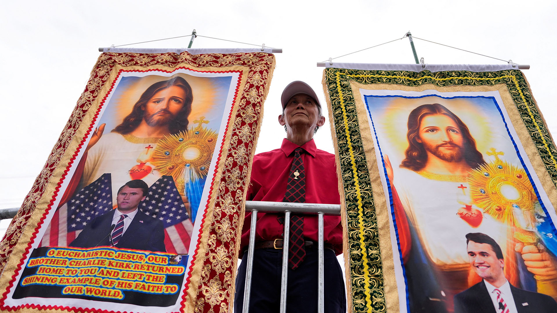 Τσάρλι Κερκ: Σημειολογία και πολιτικά μηνύματα μιας τελετής-1