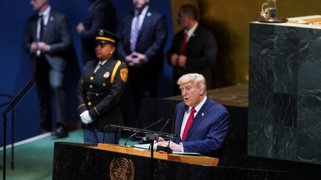 πτώση-της-αποδοχής-του-τραμπ-λόγω-ανησ-563829133