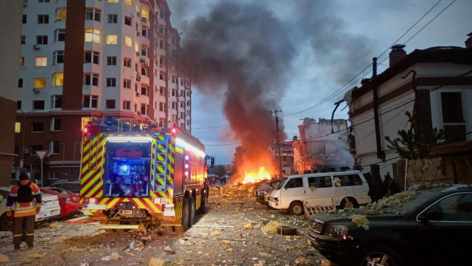 Κίεβο: Ρωσικό σφυροκόπημα με drones και πυραύλους – «Η επίθεση διήρκεσε πάνω από 12 ώρες»-3