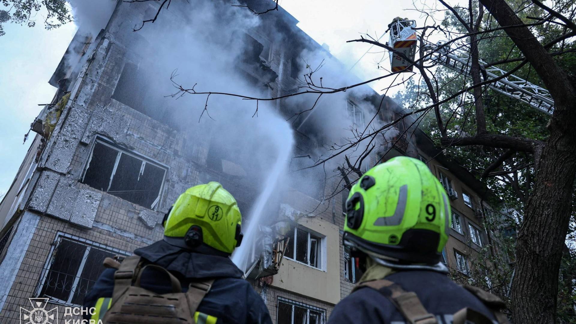 Κίεβο: Ρωσικό σφυροκόπημα με drones και πυραύλους – «Η επίθεση διήρκεσε πάνω από 12 ώρες»-2