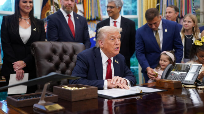 τραμπ-εσωτερικός-ο-εχθρός-των-ηπα-563842300