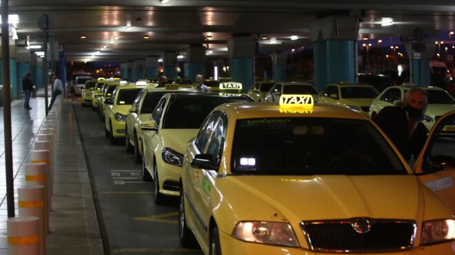 ελ-βενιζέλος-οδηγός-ταξί-απείλησε-μ-563815720