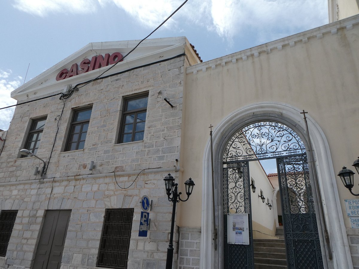 Το Νοσοκομείο Σύρου –το πρώτο της ελεύθερης Ελλάδας– γίνεται φέτος 200 ετών-3