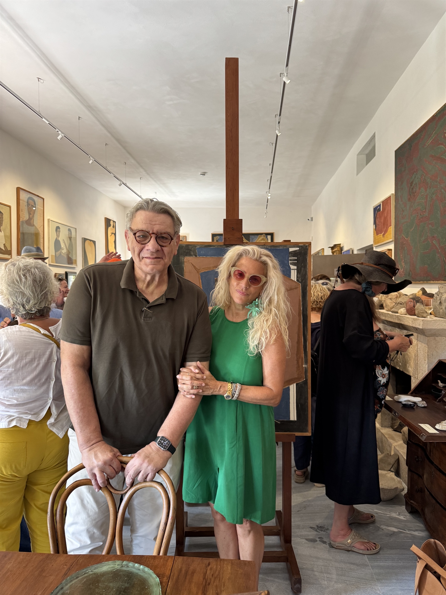 Aιγινήτικες πέτρες. Εγκαίνια έκθεσης στο αποκατεστημένο ατελιέ του Νίκου Νικολάου-1