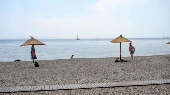 καιρός-πού-αναμένονται-βροχές-και-κατ-563793631