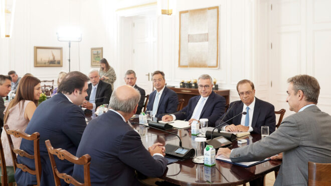 300-εκατ-για-την-ανακαίνιση-σχολείων-από-563791693