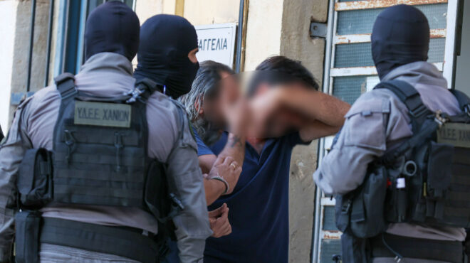 μαφία-της-κρήτης-γράσο-μαρούλι-κα-563792866