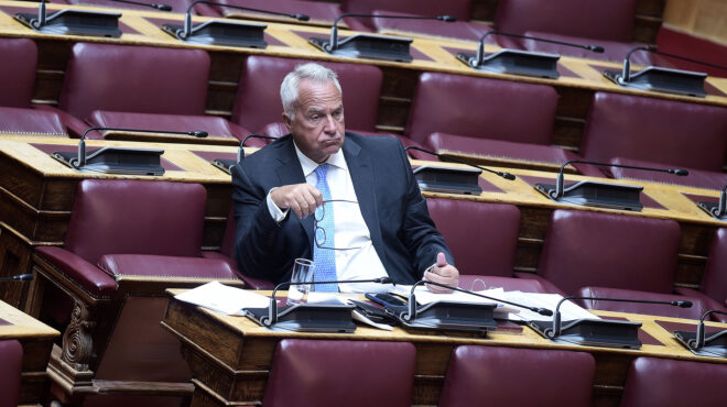 θεωρείο-προσωπική-ευχή-563821918