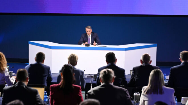 τσουκαλάς-οι-απαντήσεις-μητσοτάκη-έδ-563801128