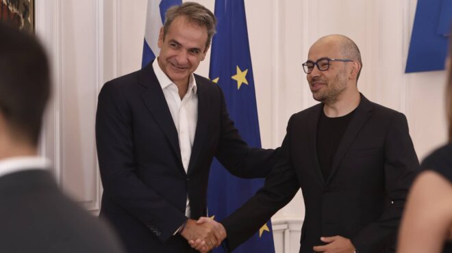 ντέμης-χασάμπης-σε-μητσοτάκη-τεράστ-563809453