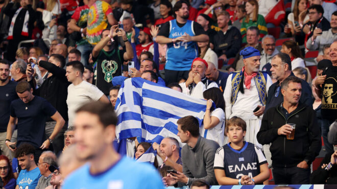 εurobasket-2025-στα-γαλανόλευκα-ντύθηκε-η-arena-riga-σ-563810050