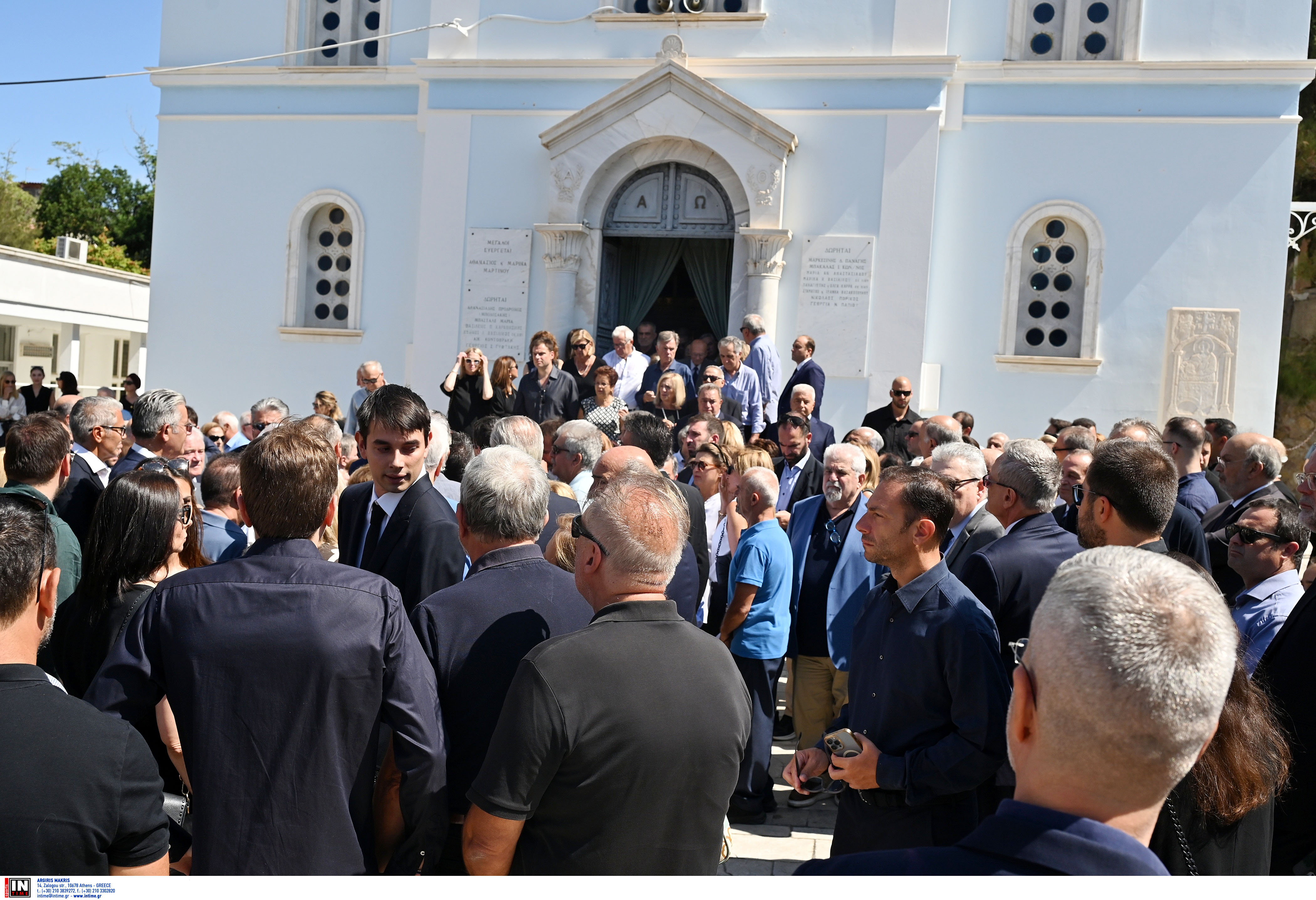 Λένα Σαμαρά: Στο Α’ Νεκροταφείο η οικογένειά της για το μνημόσυνο-6